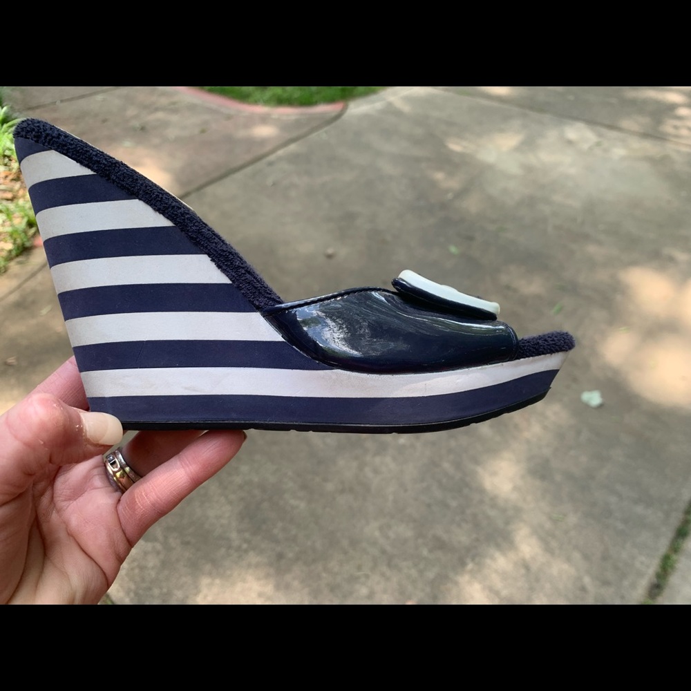 Jessica Simpson wedges